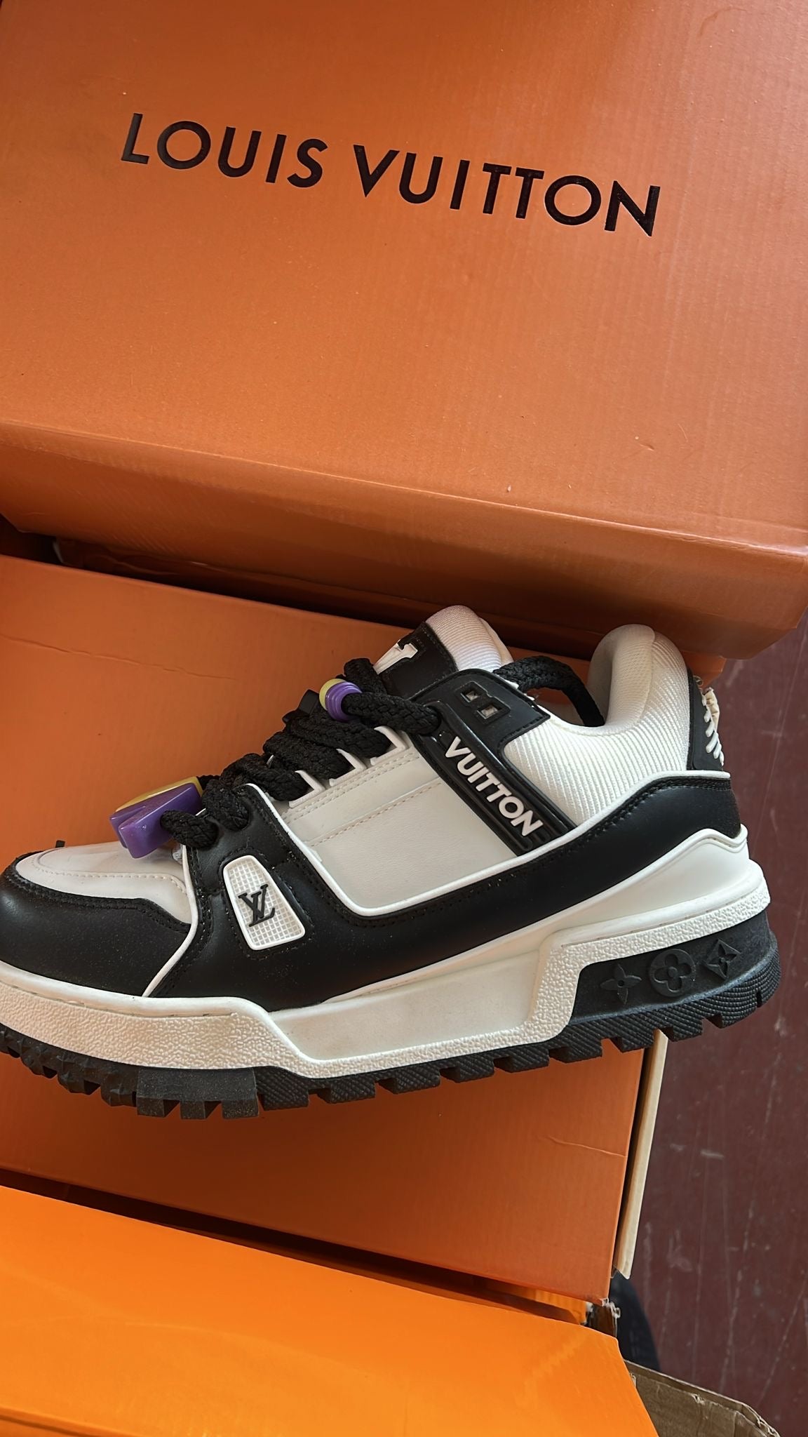 Louis Vuitton Trainer Morado