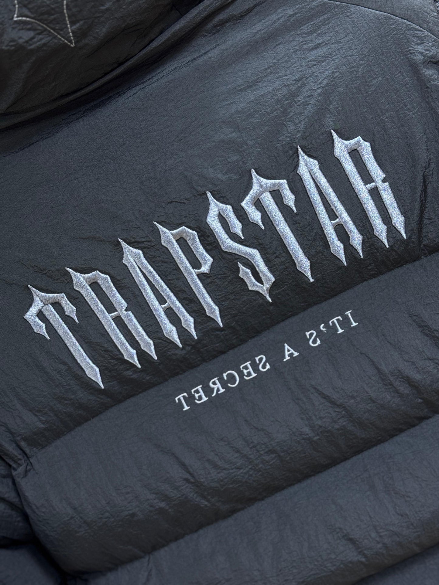 Chaqueta Trapstar 2025