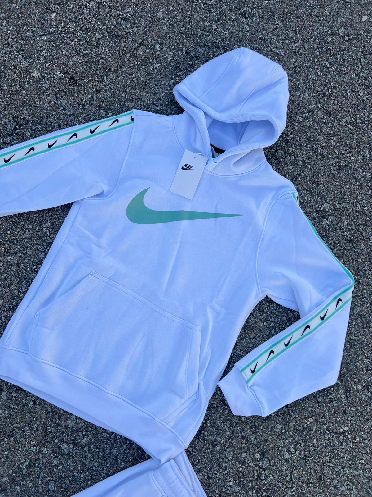 Conjunto Nike 2025/2026