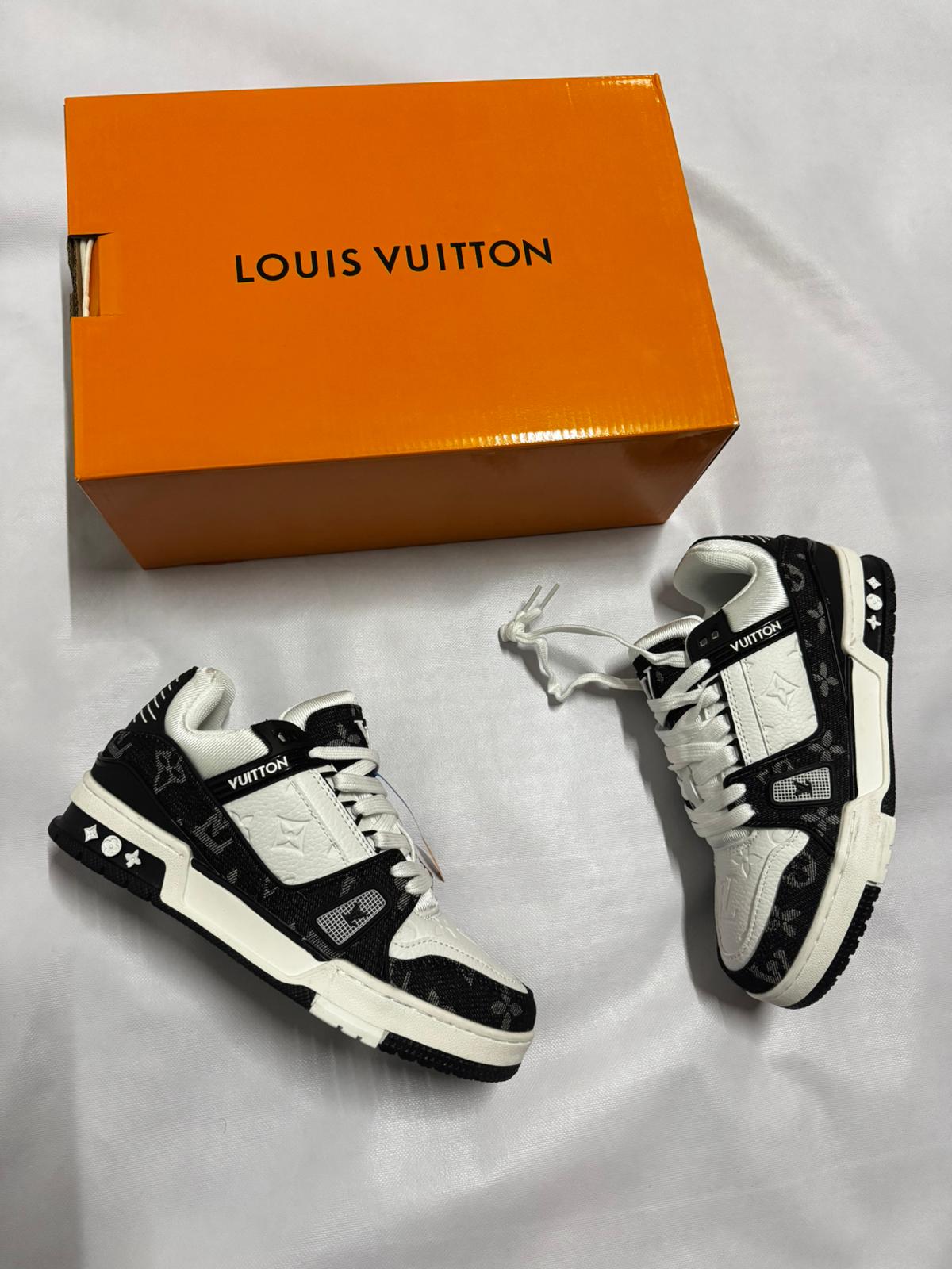 Louis Vuitton Trainer Black