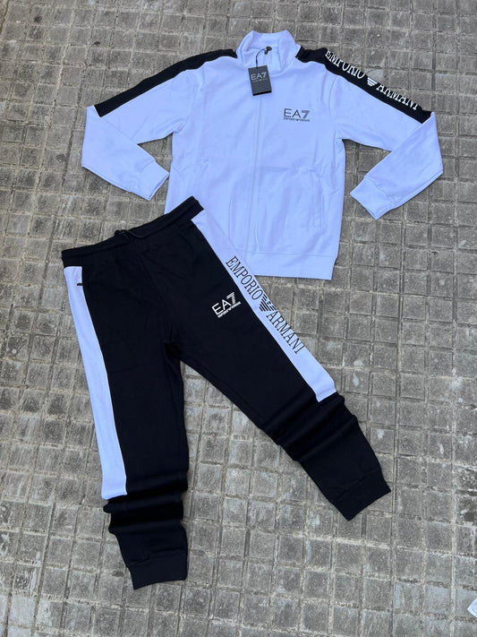 Chandal Armani EA7 Sin capucha WB