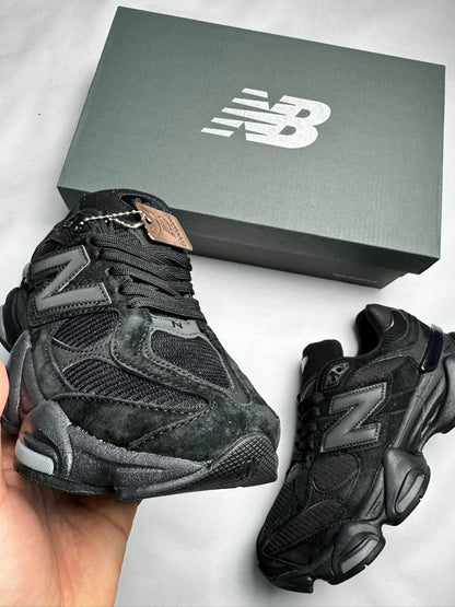 New Balance 9060 All Black