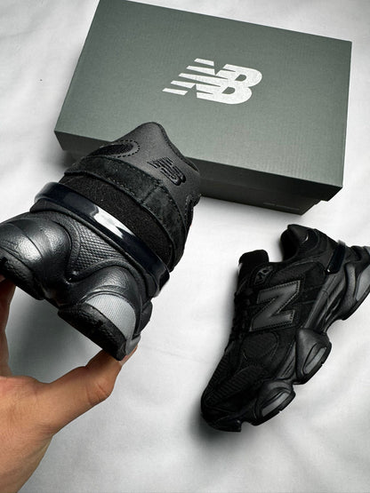New Balance 9060 All Black