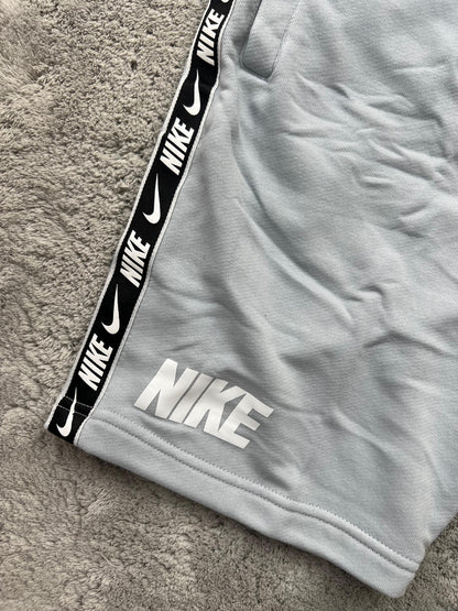 Conjunto Nike Grey