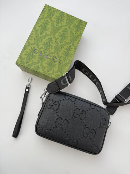 Bolso Gucci GG Embossed Mini Negro