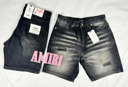 Short Vaquero Amiri Negro Bordado Rosa